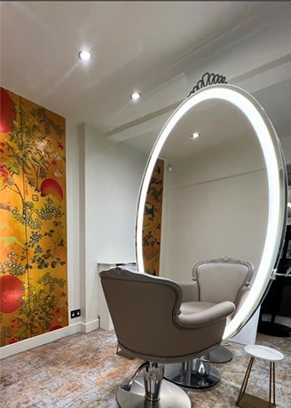 our salon 328x460